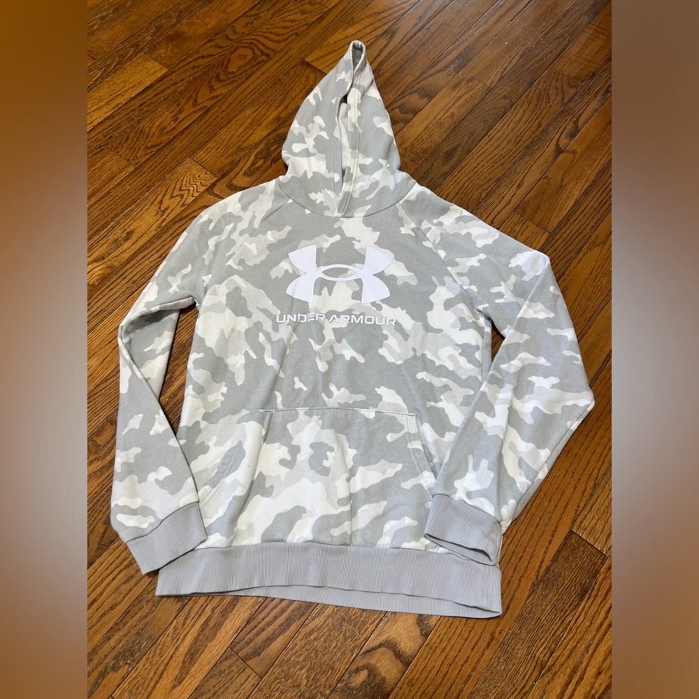 Under Armour Youth XL Camo Hoodie